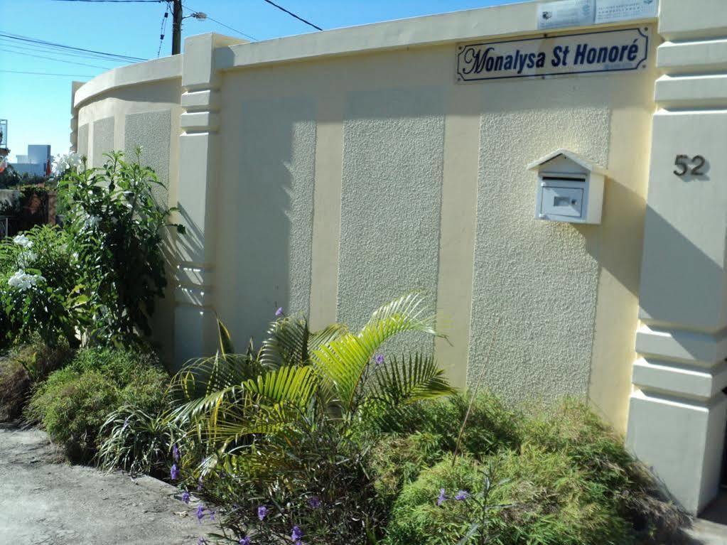 Monalysa St Honore Apartment & Studios Grand Bay Exteriör bild